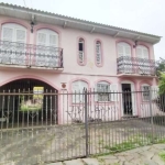 Casa sobrado composta de 3 dormitórios, uma suite, 2 sacadas de frente, living 2 ambientes, copa cozinha ampla, salão de festas com churrasqueira , banheiro social, área de serviço, lavabo, garagem co