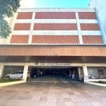 Box de estacionamento em prédio garagem em ótima localização na Duque de Caxias no Centro de Porto Alegre, junto a catedral e assembleia. Portaria 24h e elevador. Agende sua visita!&lt;BR&gt;Aluguel 2