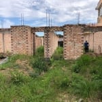 Ótima oportunidade. &lt;BR&gt;Terreno de 11x35 com projeto aprovado para duas casas de 167m2 com 3 dormitórios, amplo patio na frente e nos fundos.&lt;BR&gt;&lt;BR&gt; A poucos metros da av Juca Batis