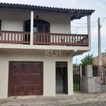 Casa 3 dormitórios, 1 suíte, duas sacadas, sala, escritório, cozinha e banheiro piso frio, despensa, lavanderia, jardim de inverno, poço de luz, garagem para 4 carros, pátio + loja.