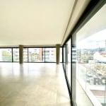 NOVO  1 apartamento por andar com 223m2 de área privativa.&lt;BR&gt;&lt;BR&gt;03 suítes (sendo 1 master com 48m2)&lt;BR&gt;4 vagas de garagem&lt;BR&gt;&lt;BR&gt;Características do condomínio:&lt;BR&gt