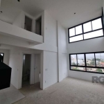 Apartamento DUPLEX à venda Rua Marista, Vila João Pessoa - Porto Alegre&lt;BR&gt;Castel vende apartamento duplex com 2 dormitórios,cozinha,2 banheiros,1 vaga escriturada.Com design diferenciado,tipo d