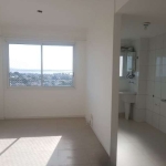 Excelente apartamento de 03 dormitórios, sendo 01 suíte. Living amplo com vista panorâmica da cidade, com direito a Por do Sol do Guaíba. Cozinha, área de serviço, banheiro suíte e banheiro social. Bo