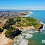 ILHAS PARK - TORRES - ESPETACULAR TERRENO NO CONDOMINIO ILHAS PARK PROXIMO AO MAR. TERRENO FUNDO LAGO, POSIÇÃO LESTE/OESTE, VISTA DA GUARITA. CONDOMINIO ALTO PADRÃO. ESTUDA DAÇÃO EM PORTO ALEGRE.