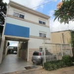 Ótima casa composta por 3 dormitórios, sendo 1 suíte, closet, 3 banheiros, living 2 ambientes, cozinha ampla, e prédio COMERCIAL adjacente onde hoje é uma oficina mecanica, podendo ser demolida!&lt;BR