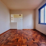 Apartamento, 1 quarto, 51m²,bairro Floresta, Porto Alegre- RS     &lt;BR&gt;&lt;BR&gt;Apartamento ensolarado, em andar alto, 51,04 m², prédio com  elevador, oferece uma maravilhosa vista para o Guaíba