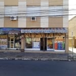 Loja ampla com 66m² no bairro Partenon, com vitrine, banheiro e cozinha. Ótima localização entre a Lucas de Oliveira e Guilherme Alves.&lt;BR&gt;Agende ja sua visita!&lt;BR&gt;&lt;BR&gt;Aluguel R$1.50