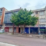 Apto de fundos,, 2 dormitórios, sala, piso de parquet, banheiro social, cozinha, área de serviço....