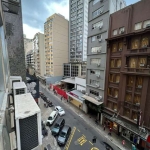 Sala comercial ,com lavabo , copa , frente pra Andrade Neves , MOBILIADA , recepção na sala , portaria , lojas terreas , excelente localização.