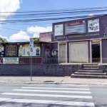 Prédio comercial 600m², em ponto tradicional do bairro,  contemplando uma excelente esquina do com fácil acesso, em avenida movimentada .  Vale a pena conferir. Pode ser locado a área toda 400m² ou um