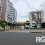 Terreno com excelente metragem 730M² no Cristo Redentor em rua residencial e próxima a Assis Brasil. &lt;BR&gt;perfeito para empreendimentos residenciais ou comercial.&lt;BR&gt;São 730m² privativos em