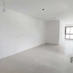 Apartamento estilo Studio/Loft&lt;BR&gt;&lt;BR&gt;Excelente imóvel de 46m² privativos, conta com 01 dormitório espaçoso, cozinha e 01 banheiro, possibilidade de vaga coberta para seu carro.&lt;BR&gt;O