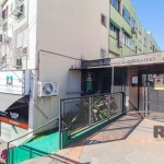 Apartamento todo reformado na Av Teresopolis!!&lt;BR&gt;&lt;BR&gt;Ótimo Imóvel com living de estar/jantar amplo, 02 dormitórios, cozinha, área de serviço separada, 2 banheiros sendo um auxiliar. Posiç