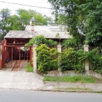 Casa para Venda com 3 dormitórios, sendo 2 suites e 3 vagas no bairro Belém Novo