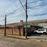 Depósito Pavilhão Venda no Bairro Navegantes  com 1800m²  de terreno e 324m² de escritórios - De esquina