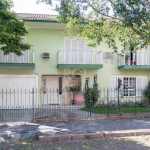 Casa para Venda - 280m², 3 dormitórios, sendo 1 suites, 2 vagas - Nonoai