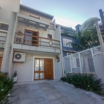 Casa no bairro Hípica - 3 dormitórios