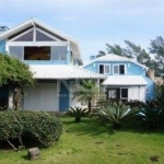 Casa para Venda - 500m², 7 dormitórios, sendo 2 suites, Atlântida
