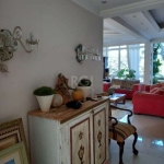 Apartamento para Venda - 150m², 3 dormitórios, 1 vaga - Bom Fim