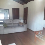 Casa para Venda - 156.65m², 2 dormitórios, 2 vagas - Fiuza