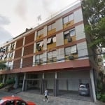 Lindo apto na Clemenciano Barnasque esquina com a Av. Teresópolis, amplo com aproximadamente 85m², com 02 dormitórios, sala, cozinha, área de serviço, banheiro. Prédio com gás central, elevador, salão