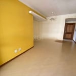 Excelente apartamento no bairro Petrópolis! Composto de 3 dormitórios sendo 1 suíte, amplo living para dois ambientes, com sacada fechada e churrasqueira, copa cozinha, área de serviço separada. Ficam