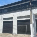 Sobrado à venda Vila Prudente com 200 metros de área construída. Andar superior 2 dormitórios 3 salas cozinha com armários embutidos, 1 banheiro.