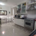 Apartamento à venda na Mooca, 196m², alto padrão, 4 vagas, lazer completo, 3 quartos, 1 suíte, 4 banheiros