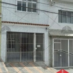 Sobrado a venda de 110 m² no Jardim Anália Franco, 2 dormitórios, 2 banheiros, lavanderia, área de serviço, churrasqueira, 1 vaga de garagem