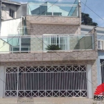 Casa assobradada a venda na Vila Formosa, 115 m², 2 dormitórios, 2 banheiros, lavanderia, área de serviço, quintal, churrasqueira, 2 vagas de garagem