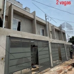 Sobrado à venda Novo na Vila Ema com previsão de entrega em março de 2025! com 3 quartos, 1 suíte, sala 2 ambientes, 2 banheiros, 2 vagas de garagem