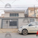 Sobrado a venda na Vila Alpina de 250 m², 3 dormitórios, 2 banheiros, 1 suíte, lavanderia, área de serviço, 5 vagas de garagem