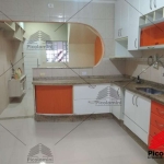 Sobrado 150m² 3 andares, 2 suítes, sala para dois ambientes, cozinha americana, móveis planejados, lavanderia coberta 1 vaga, próximo ao Metrô Belém