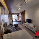 Apartamento à venda na Luz Porteira Fechada Decorado, 2 quartos, sala, 1 banheiro e 1 vaga de garagem - 50m² de área. Piscina, academia e mais. Metrô
