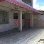 Casa comercial para venda em Itapuã