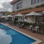 Apartamento 2 Suítes com Varanda em Buraquinho