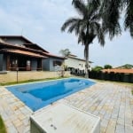 Linda Casa com 3 dormitórios (2 suítes)  à venda, 318 m² por R$ 1.700.000 - Parque da Fazenda