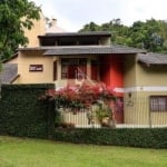 CASA COM 680M² TERRENO E 243 M PRIVATIVO BARREIRINHA R$1.390.000,00