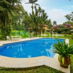 Casa Espectacular Condomínio Exclusivo Chácara Flora com Piscina, Quadra Tenis Saibro e Muito Verde