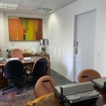 Conjunto Comercial Moema, com vão Livre  42m², banheiro, ar-condicionado e uma vaga de garagem,