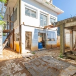 Casa á Venda no Brooklin com 346m² e 3 vagas de garagem.