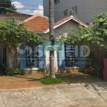 Casa de 225m² , com amplo salão e jardim na Chácara Santo Antônio