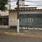 Casas comerciais no mesmo terreno com 244m2 no Jardim Marajoara