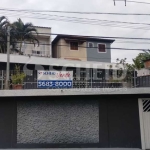 Campo Grande - Casa Térrea com 3 Quatos e 2 Vagas