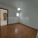 Casa à venda com 3 quartos, 1 suíte e 1 vaga na Vila Santana.