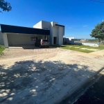 Casa à venda no Condomínio Village Ipanema II em Araçoiaba da Serra, SP: charme e conforto em local