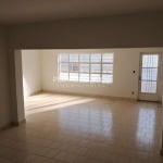 Casa à Venda com 3 Dormitórios, 1 Suíte e 165m² de Área Útil no Centro de Sorocaba – Conforto e Loc