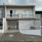 Casa a venda com 3 quartos sendo 1 suíte semi mobiliada no Jardim Carvalho