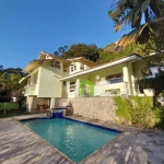 Casa com 6 dormitórios à venda, 300 m² por R$ 945.000,00 - Piratininga - Niterói/RJ