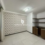 **OPORTUNIDADE ÚNICA! APARTAMENTO SEMIMOBILIADO COM 2 QUARTOS E 2 VAGAS DE GARAG